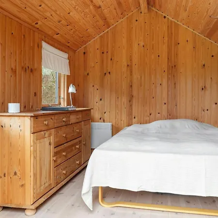 Feriehus Log In First Row By Sejero Bay *